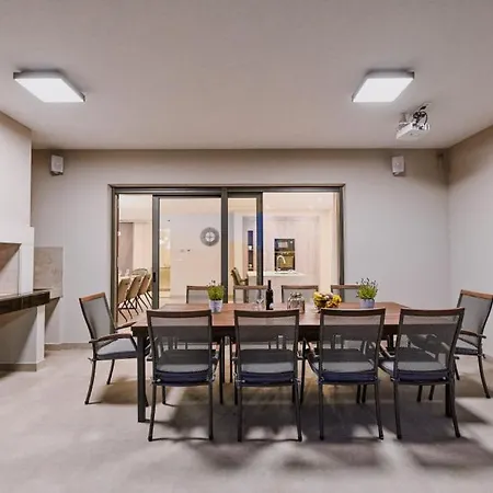 别墅 Lu 1 Island Krk By Guide *